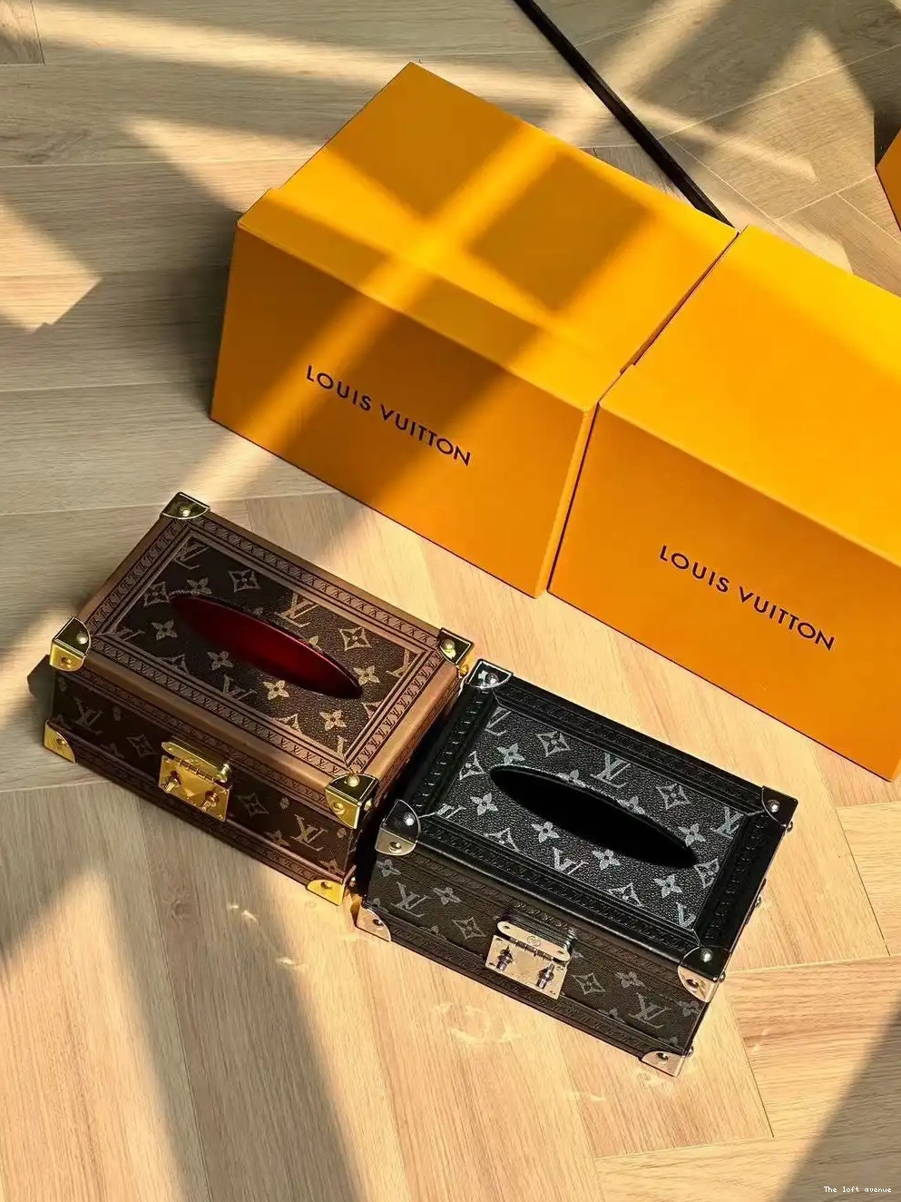 TISSUE BOX LV COVER 0510